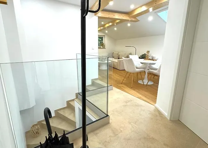 아파트 Alpenloft Mit Garten & Bbq Am Chiemsee By Dollop Living 베르나우암히엠지