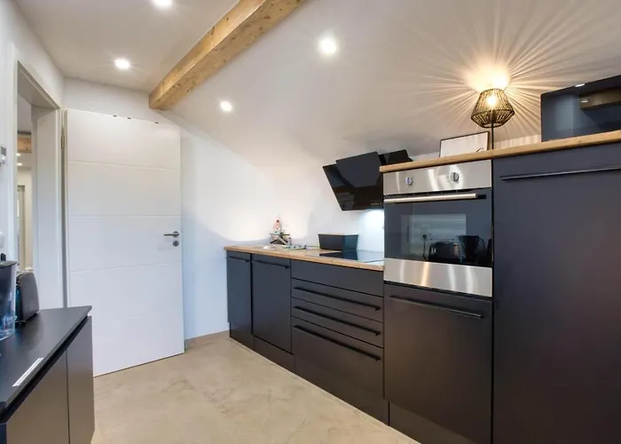 Alpenloft Mit Garten & Bbq Am Chiemsee By Dollop Living 베르나우암히엠지